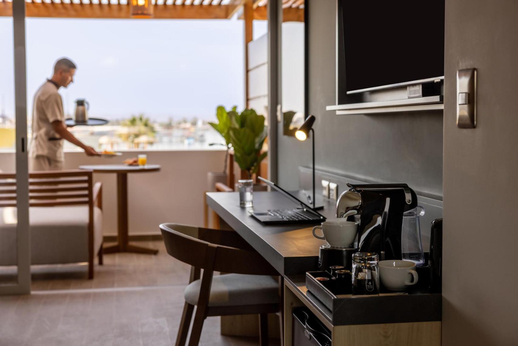Aranwa Paracas Resort & Spa Eksteriør billede A Nespresso machine in a hotel room